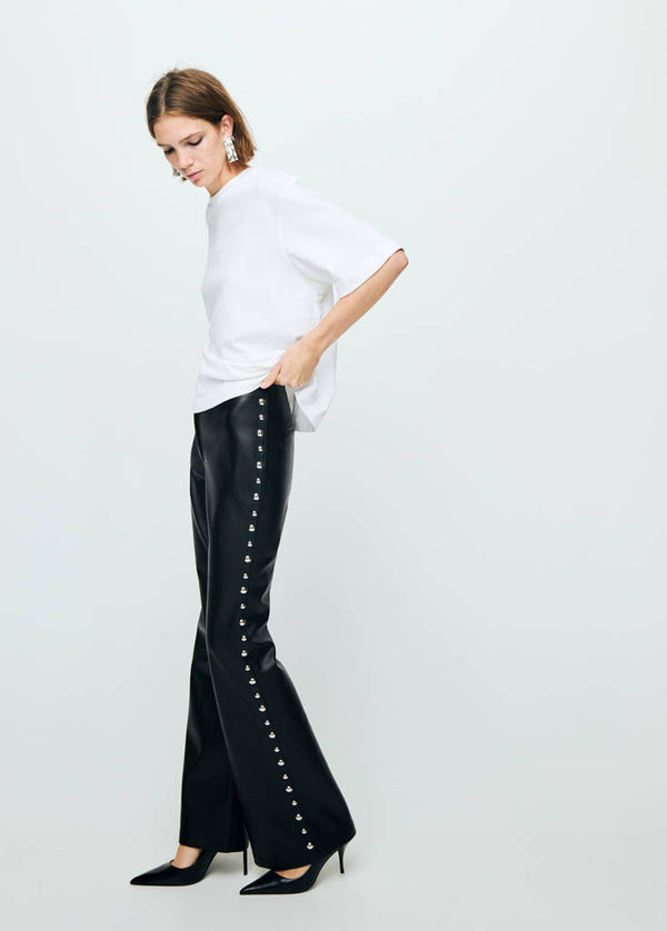 Pantaloni In Similpelle Con Borchie