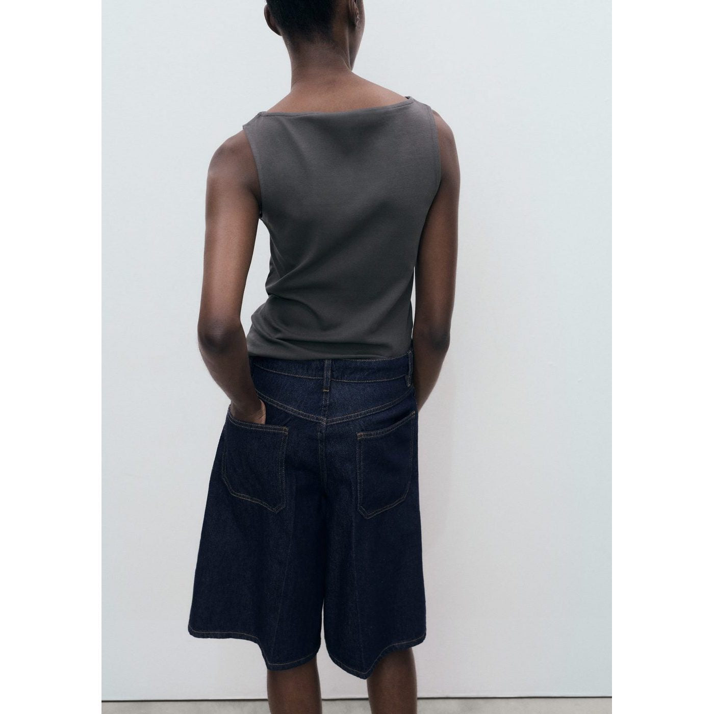 Top Tecla - Charcoal