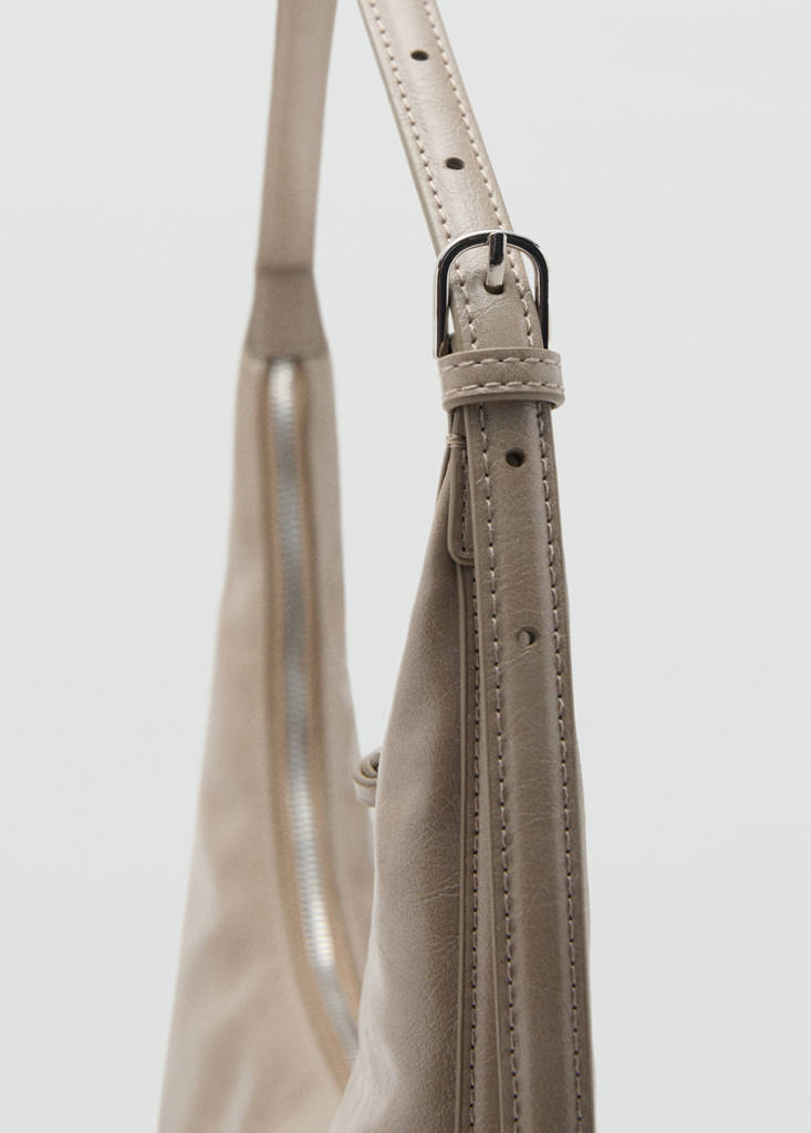 Bolso De Hombro Mediano Ovalado