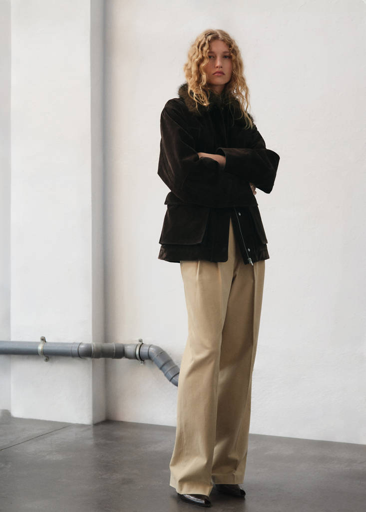 Parka Avec Col En Fourrure Et Finition Velours