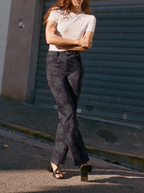 Pantalon Navy Faded Flowers Motif