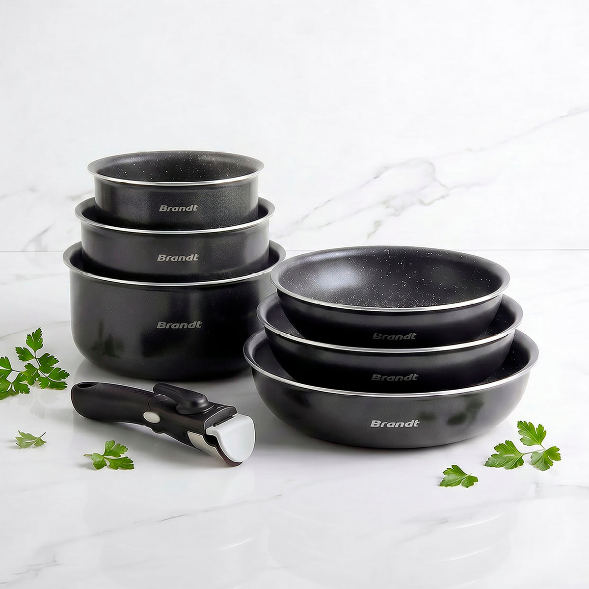 Batería de cocina apilable de 7 piezas con mango desmontable - Negro