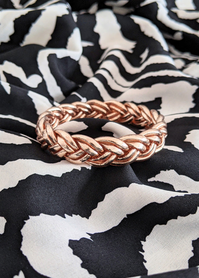 Braided Buddhist bangle - champagne