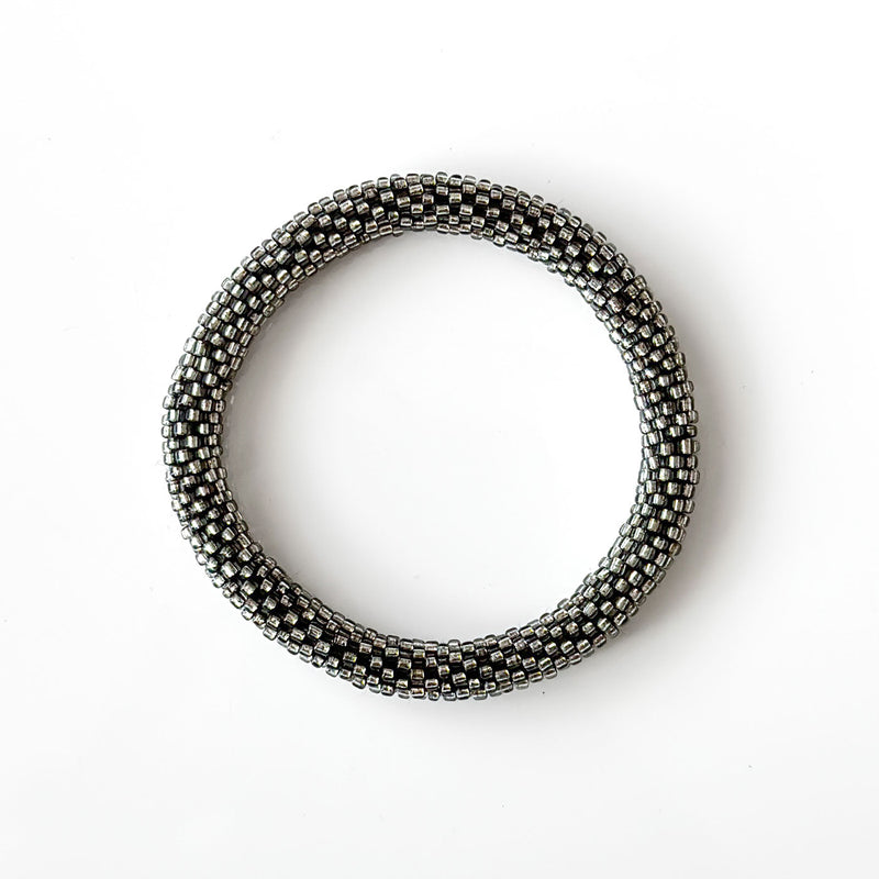 Pulsera nepalí #47 (plata antigua)