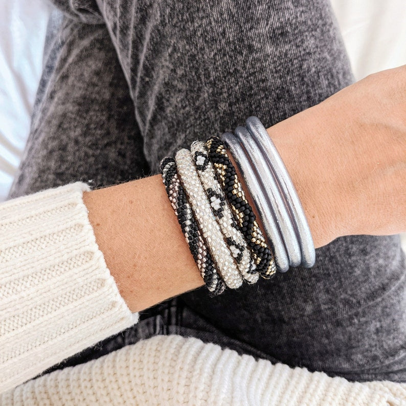 Nepalese bracelet #6 (white and gold)