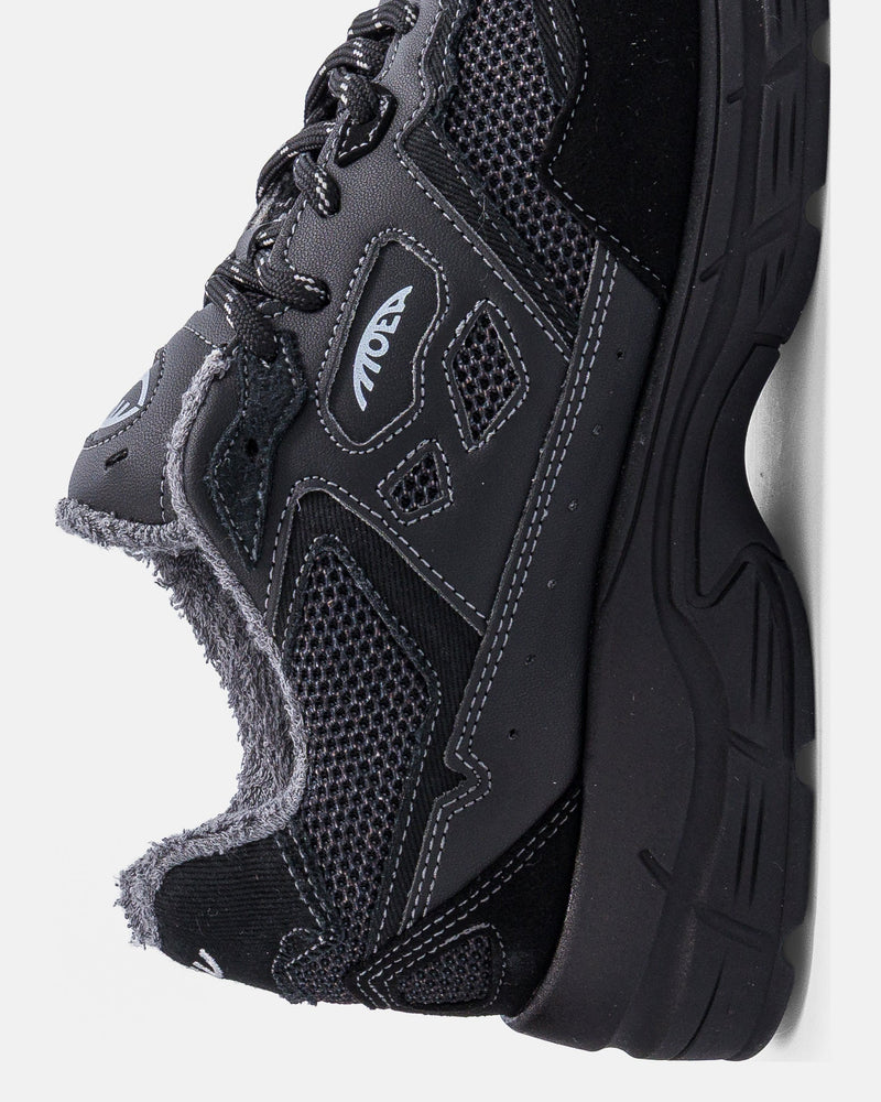 Baskets Rush - Full Black - Corn