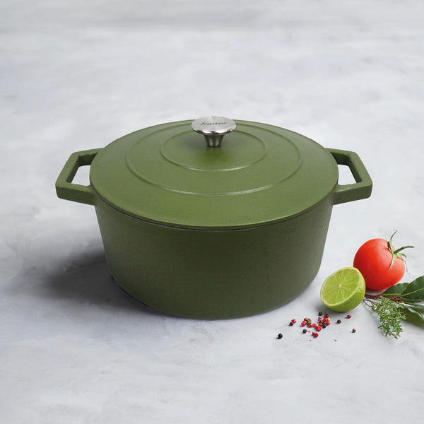 Round Cast Steel Casserole Dish - Matt Green - 25cm