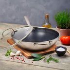 Wok En Acier Inoxydable Triply Revêtement Nid D'Abeille Anti-Adhésif 30 Cm - Argenté