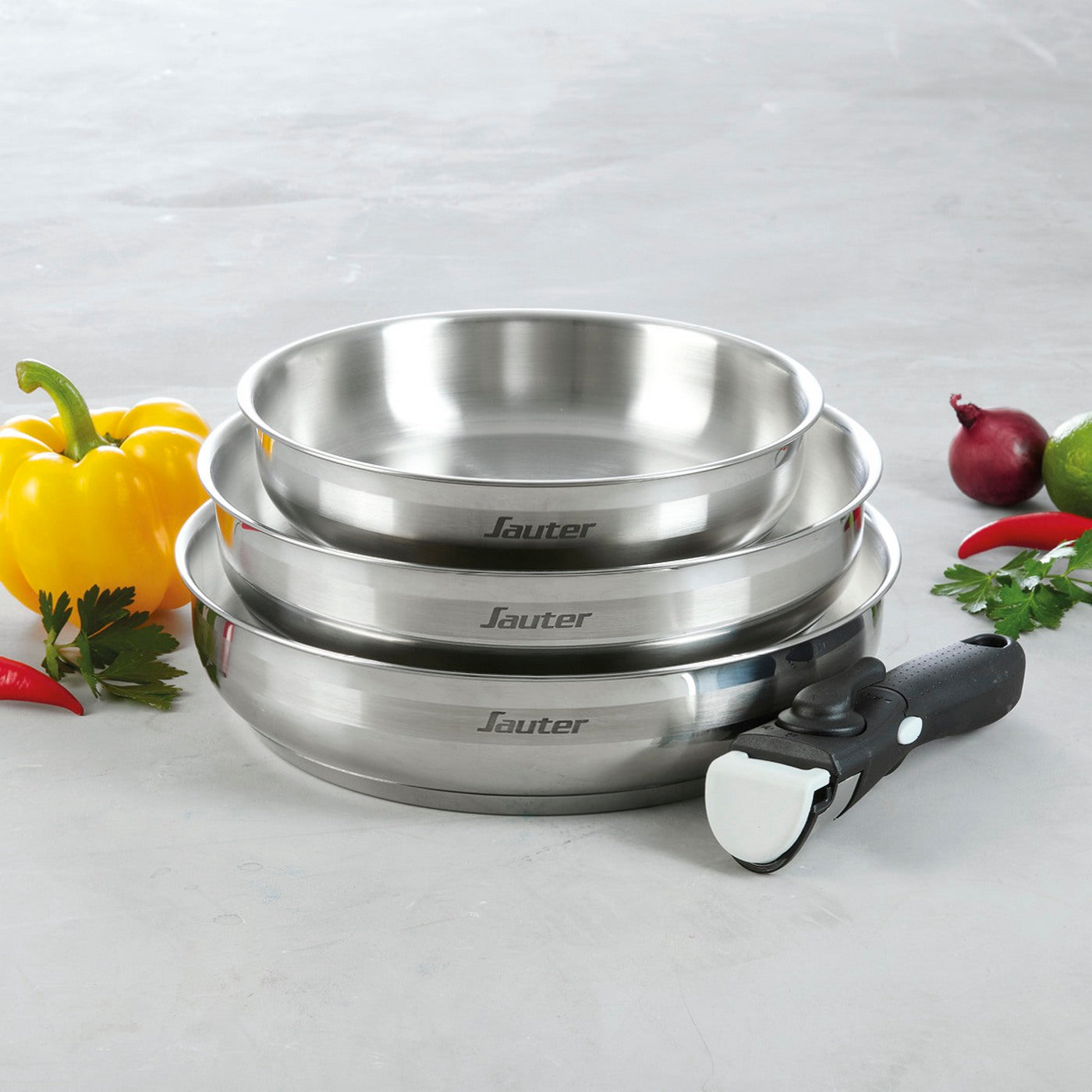 Juego de 3 sartenes con mango extraíble y 3 protectores de sartén - Plata