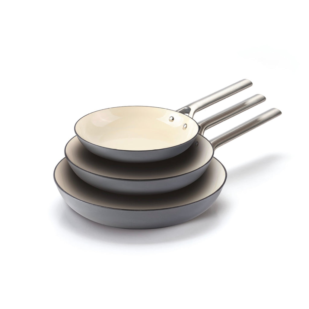 Set Of 3 Cast Iron Frying Pans - Dark Gray