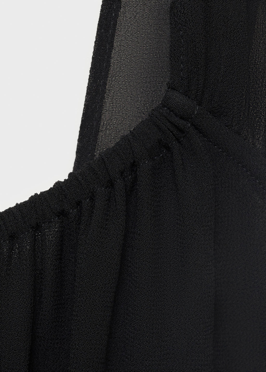 Robe Col Froncé