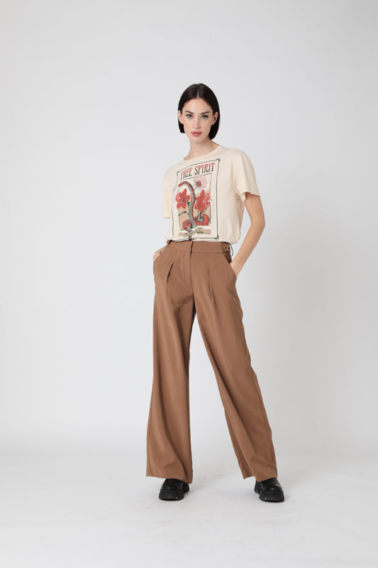 Berenice - Pantalón Recto con Cinturón de Costura Decorativa - Camel