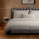 Juego de 2 fundas de almohada de satén de algodón Classic Stripes Taupe