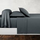 Juego de 2 fundas de almohada de satén de algodón a rayas tejidas en jacquard gris oscuro
