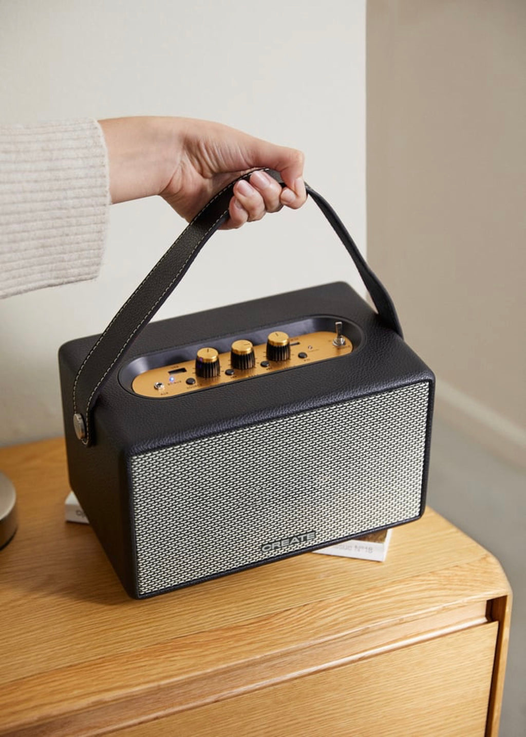 Speaker Retro - Grand Haut-Parleur Portable Bluetooth, USB & AUX - Noir