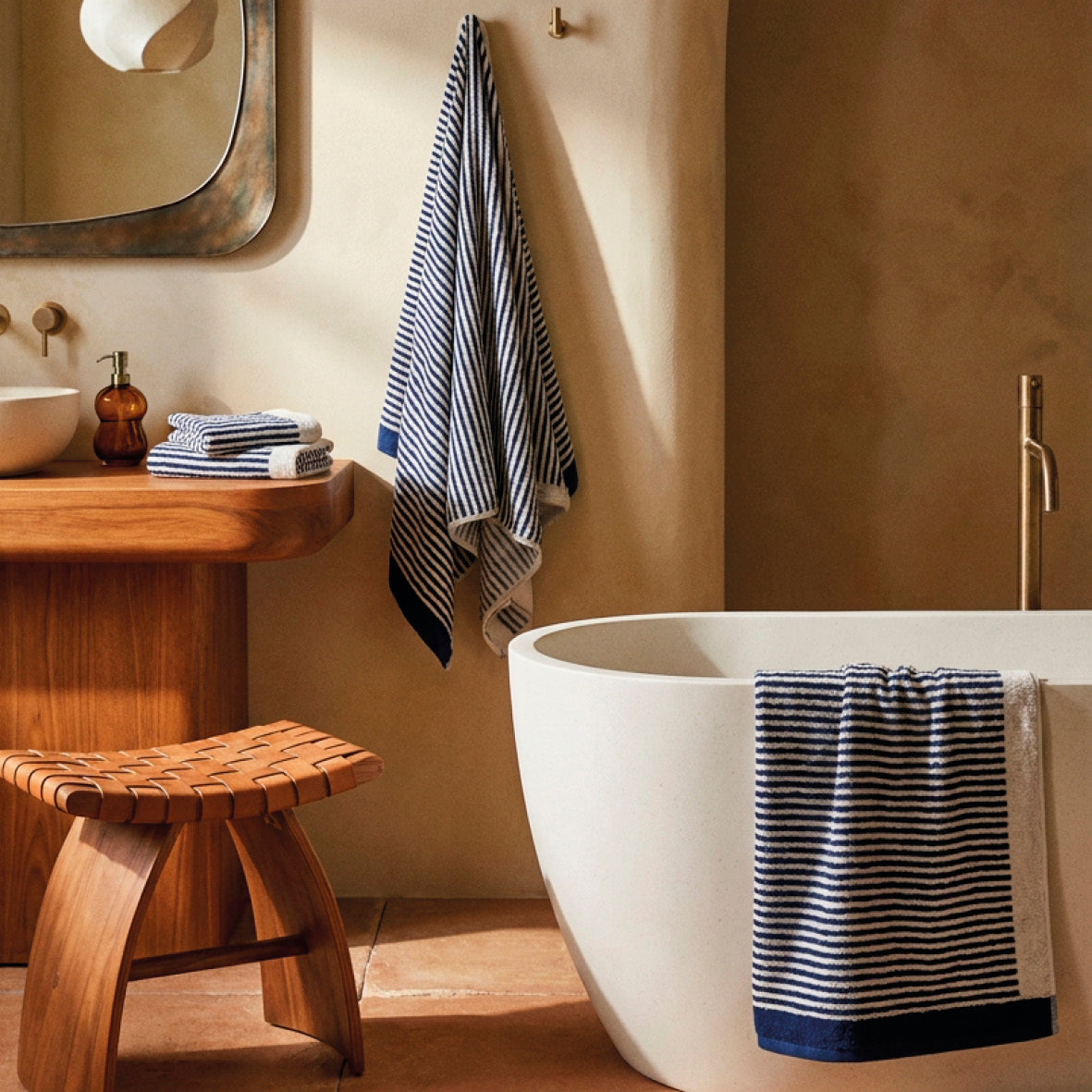 Combed Cotton Jacquard Yd Guest Towel - Océan White / Blue