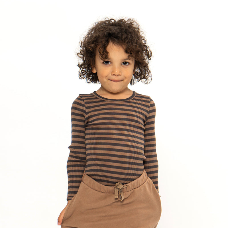 Camiseta lana merino atlántica Almost-Nut Stripes - Selección Minimalisma disponible en amaetc.com, concept store eco-friendly para niños