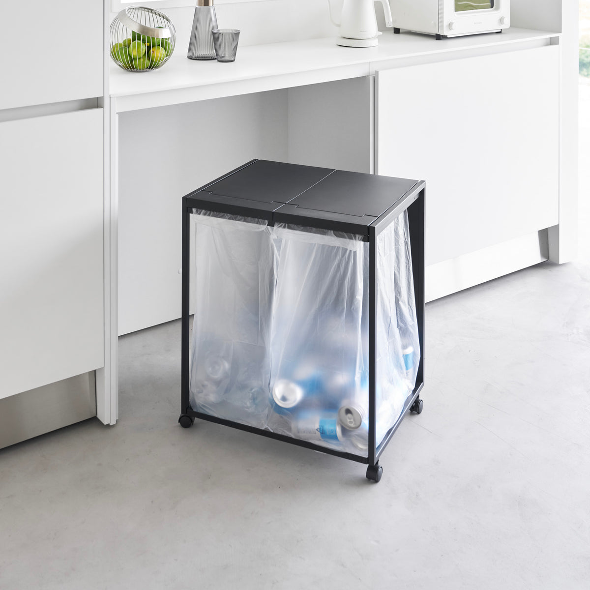 Cubo De Basura De 2 Compartimentos Tower Con Ruedas - Negro