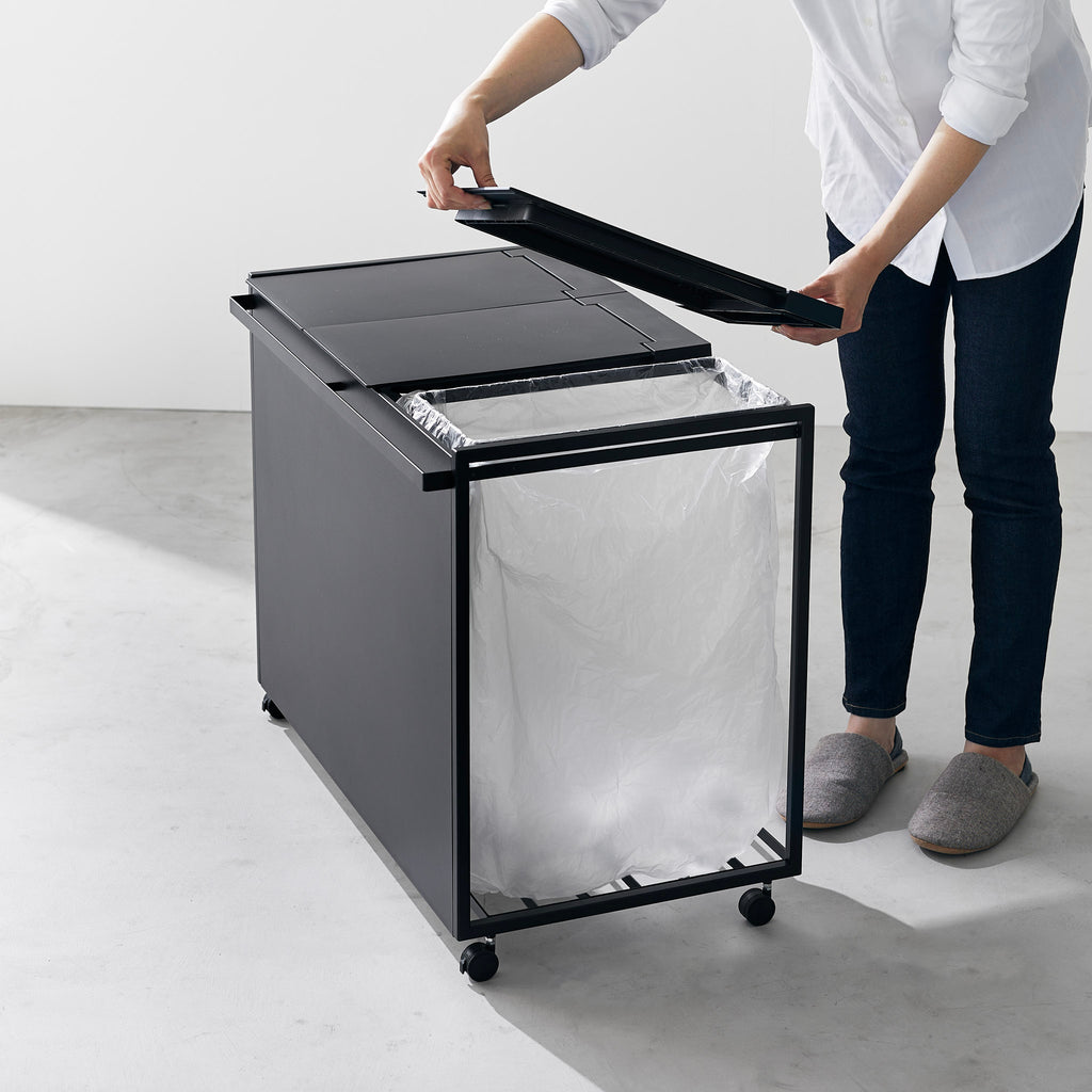 Cubo De Basura De 3 Compartimentos Tower Con Ruedas - Negro