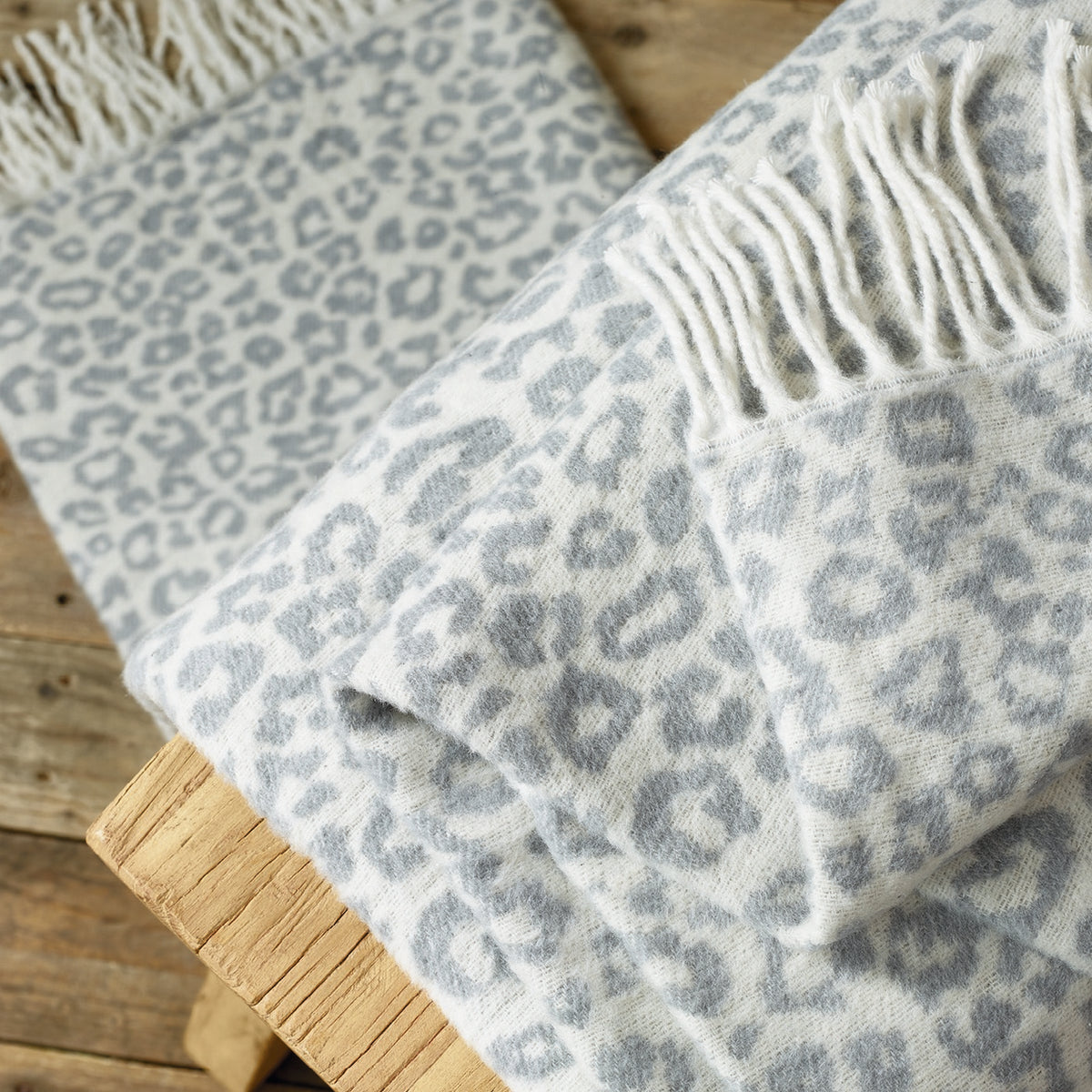 Plaid Tissé - Gris Clair - Leopard