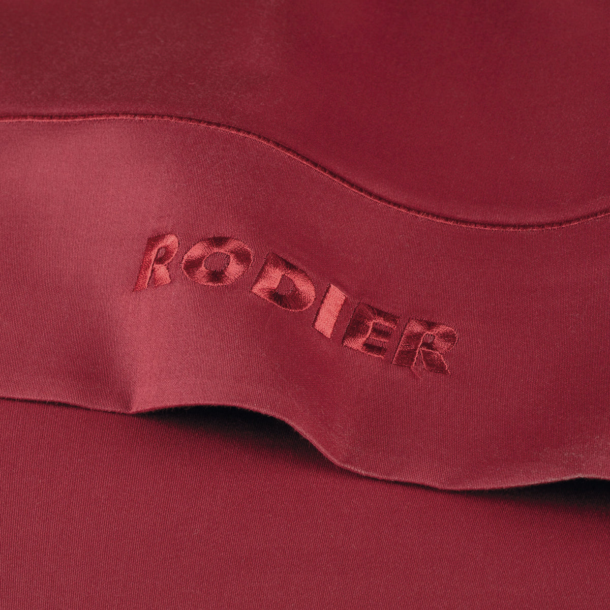 Drap Plat Satin De Coton - Bordeaux 01 - Uni 1 Baratta