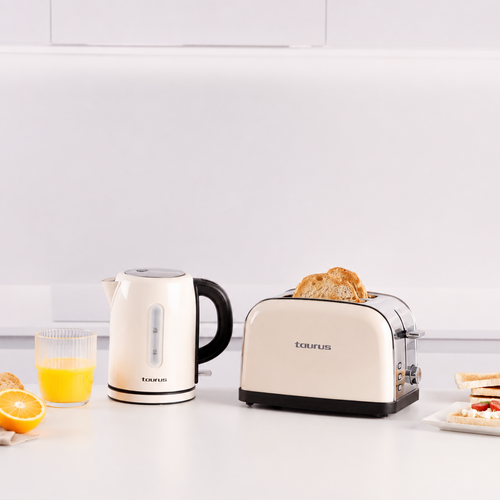 Vintage Ii Cream Toaster - Cream
