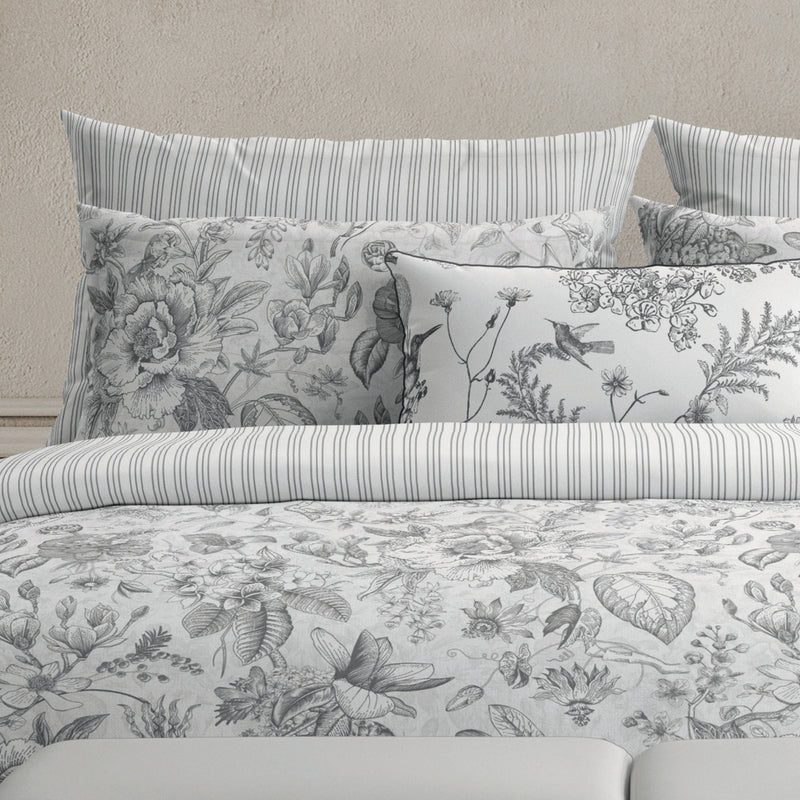 Fleurs Esquissées - Drap Plat - Satin De Coton - Gris