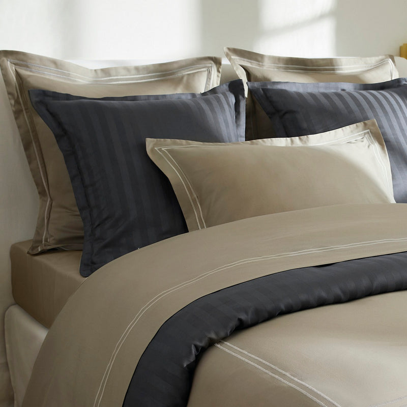 Paris - Housse De Couette + Taie D'Oreiller - Satin De Coton - Taupe / Taupe
