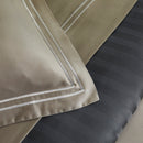Paris - Housse De Couette + Taie D'Oreiller - Satin De Coton - Blanc / Taupe