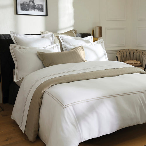 Paris - Housse De Couette + Taie D'Oreiller - Satin De Coton - Taupe / Blanc