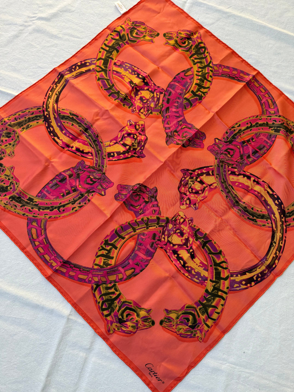Bufanda Cartier – Modelo Panthers Entrelazado