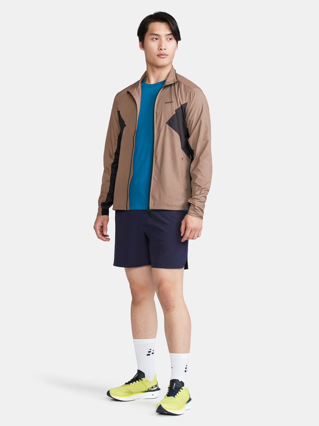 Adv Essence Woven 6" Shorts - Men