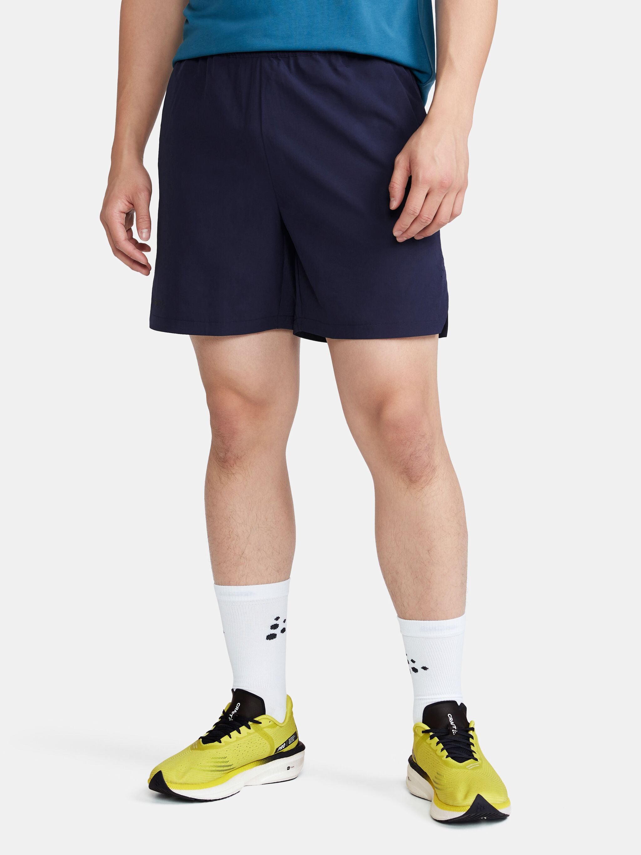 Adv Essence Woven 6" Shorts - Men