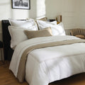 Housse De Couette + Taie D'Oreiller Satin De Coton - Antibes - Taupe / Blanc