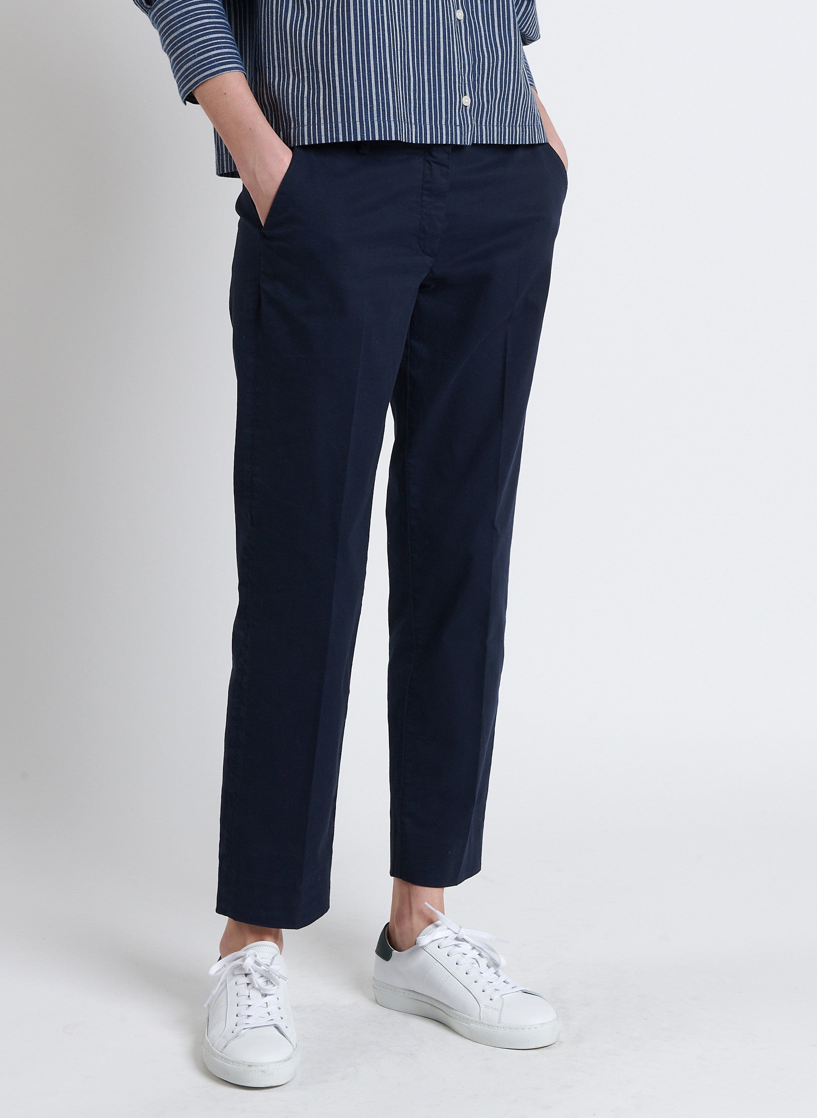 Maison Standards - Chino ligero de algodón - Azul - Mujer