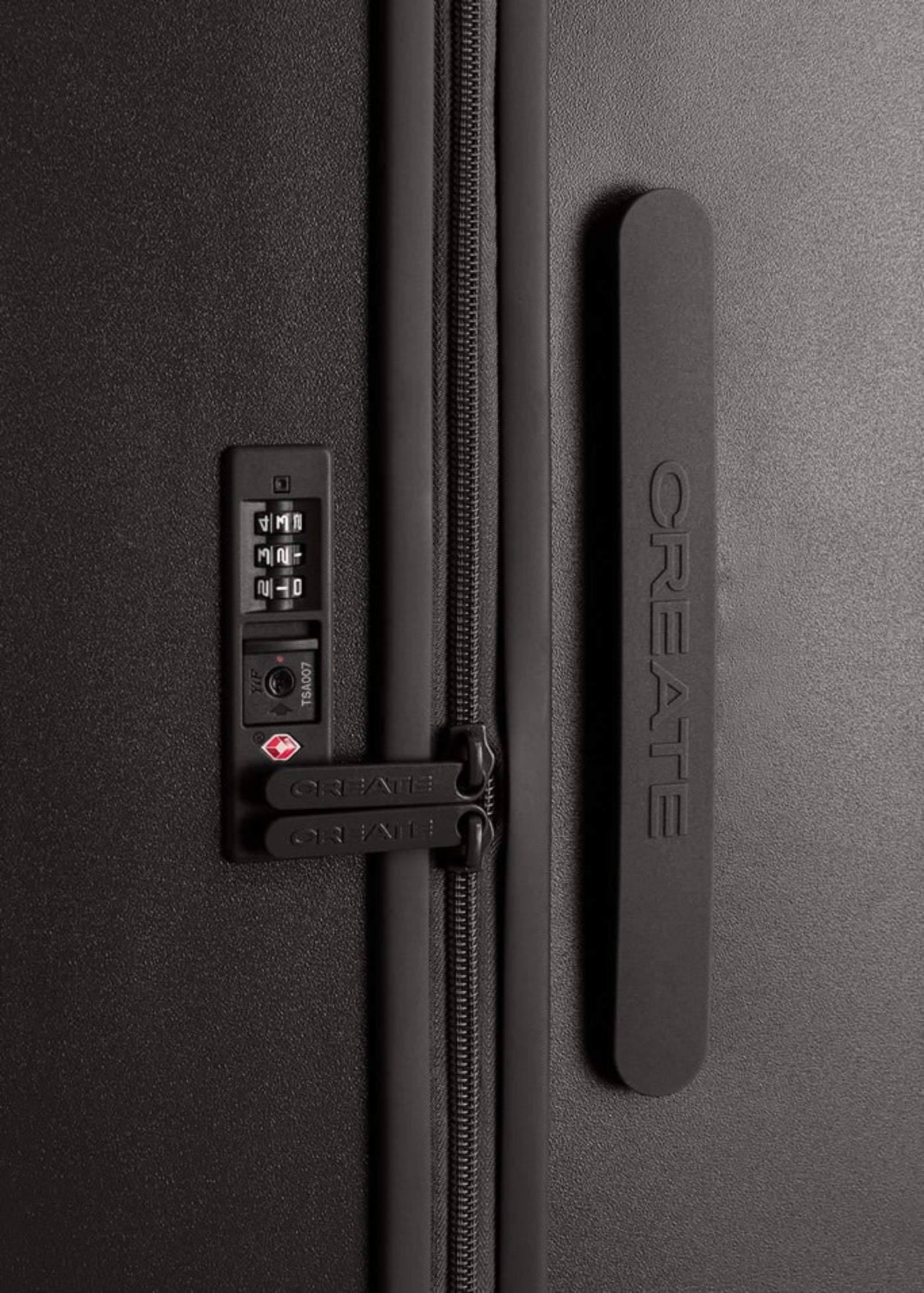 Luggage Studio - Luggage Studio - Hard-Shell Polycarbonate Suitcase - Size M - Black