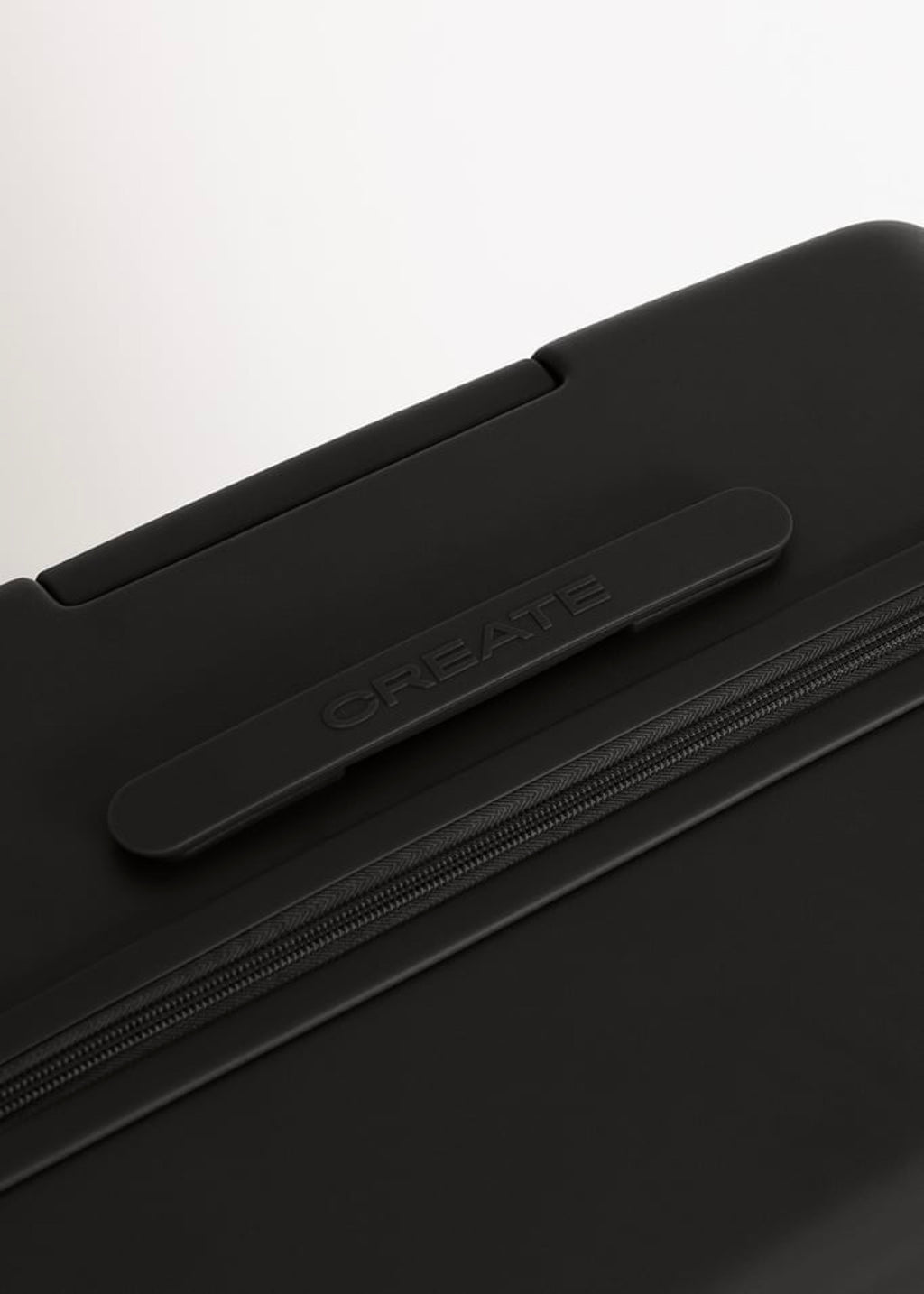 Luggage Studio - Hard-Shell Polycarbonate Suitcase - Size L - Black