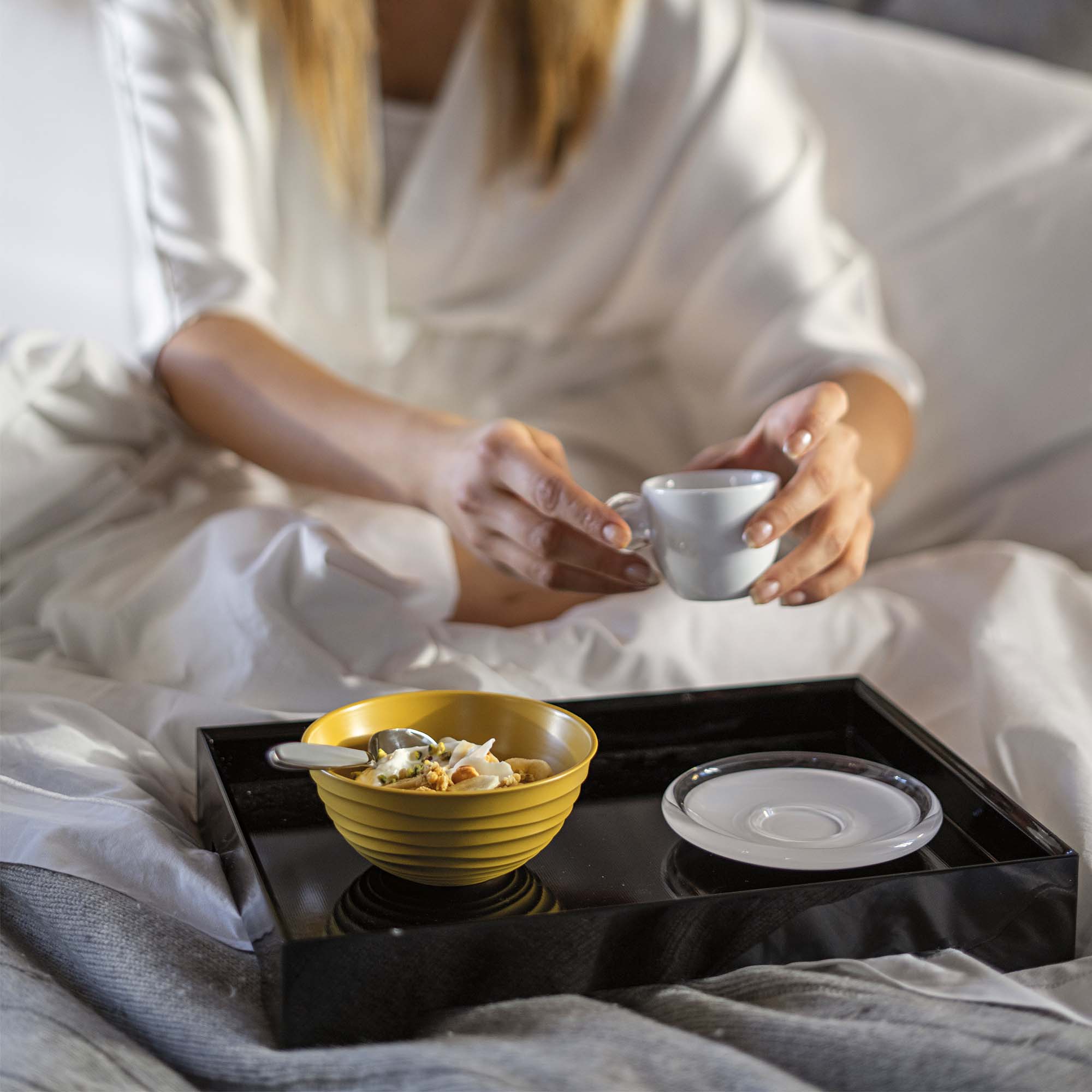 Essence - M Tray