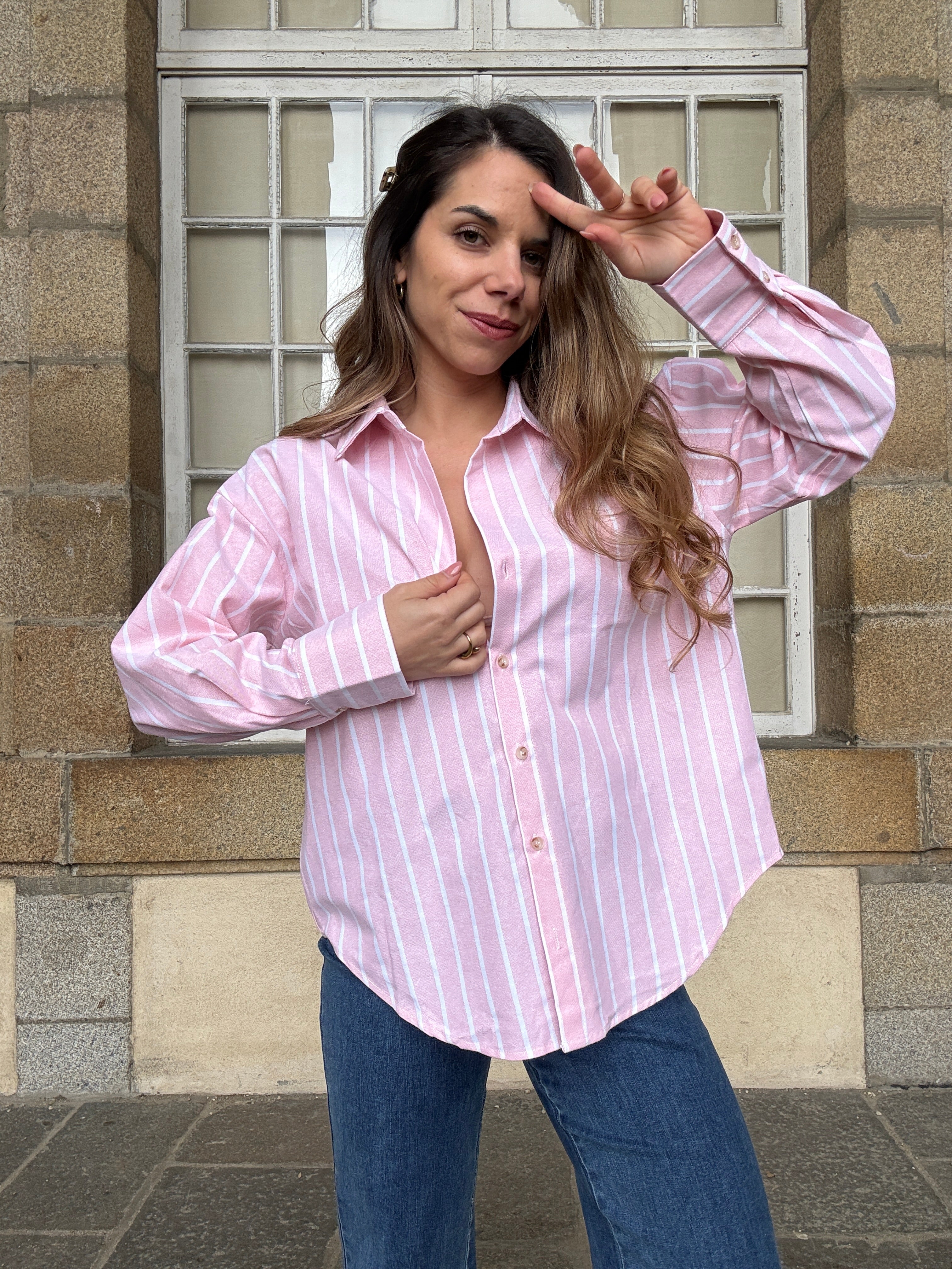 Camisa de rayas rosa bebé