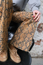 Victor Python pants