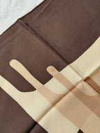 Bufanda Christian Dior – Estampado gráfico D Castaño Beige