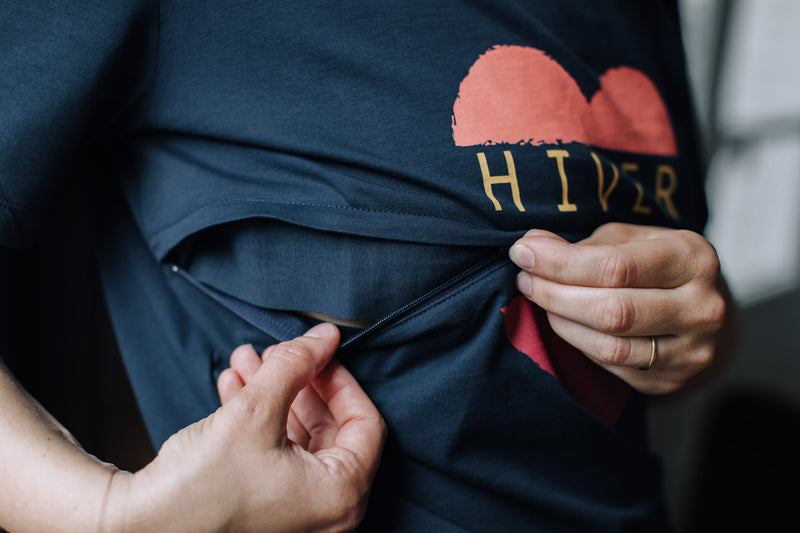 Hiver - Le Tee-Shirt D'Allaitement