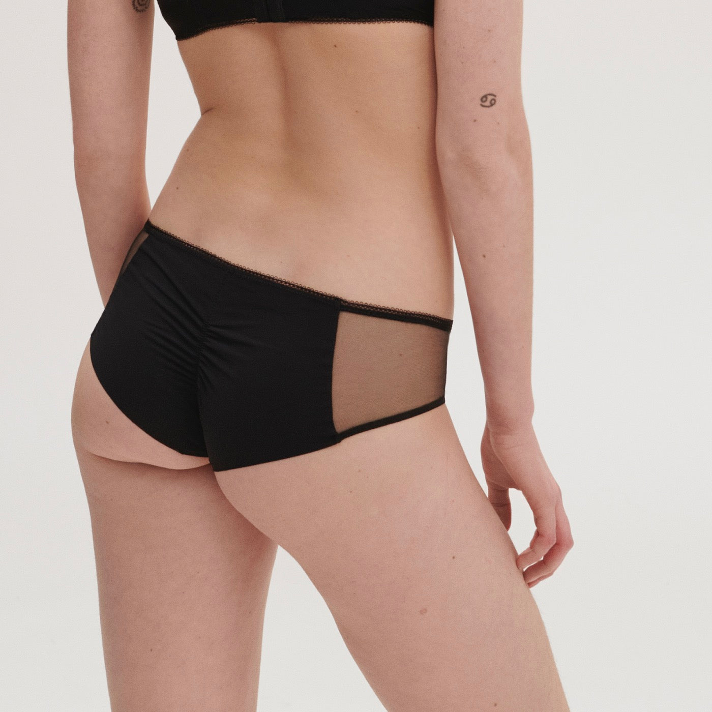 Amazone Shorty Briefs - Black