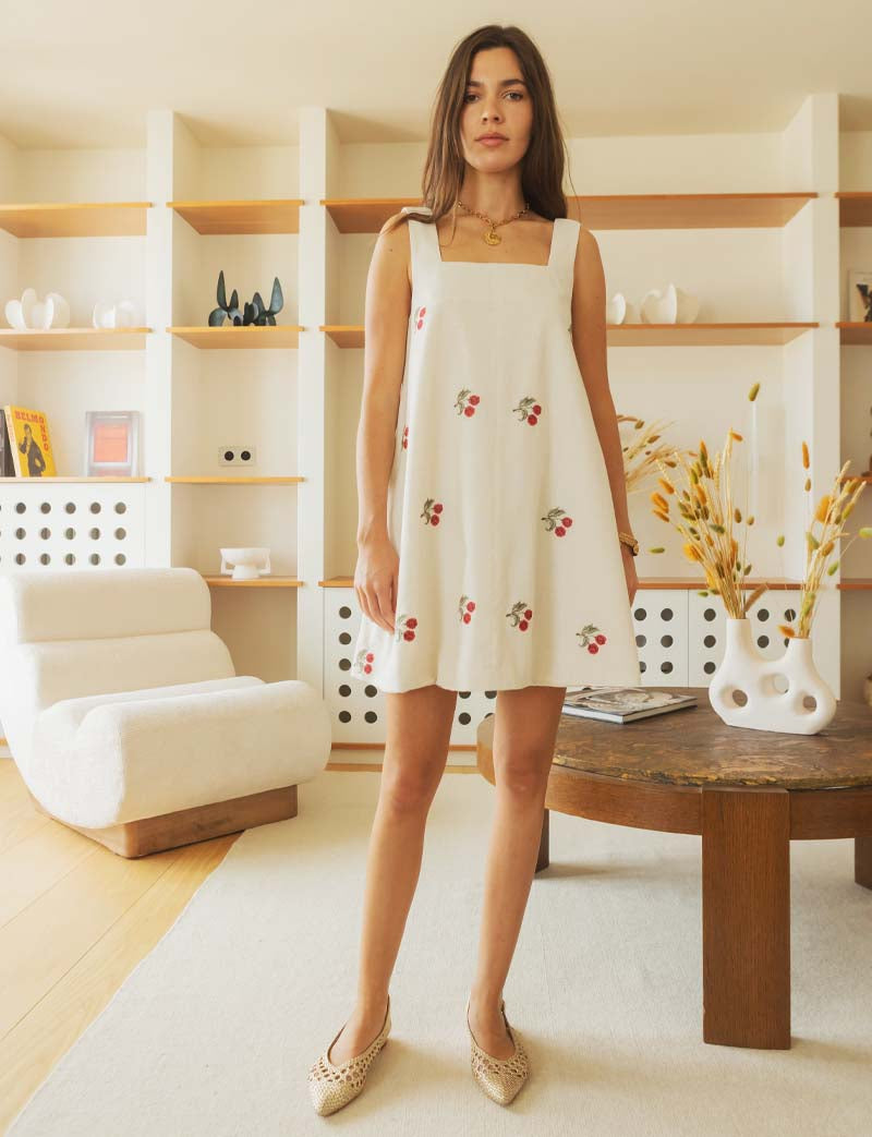 Robe Écrue Cerisa