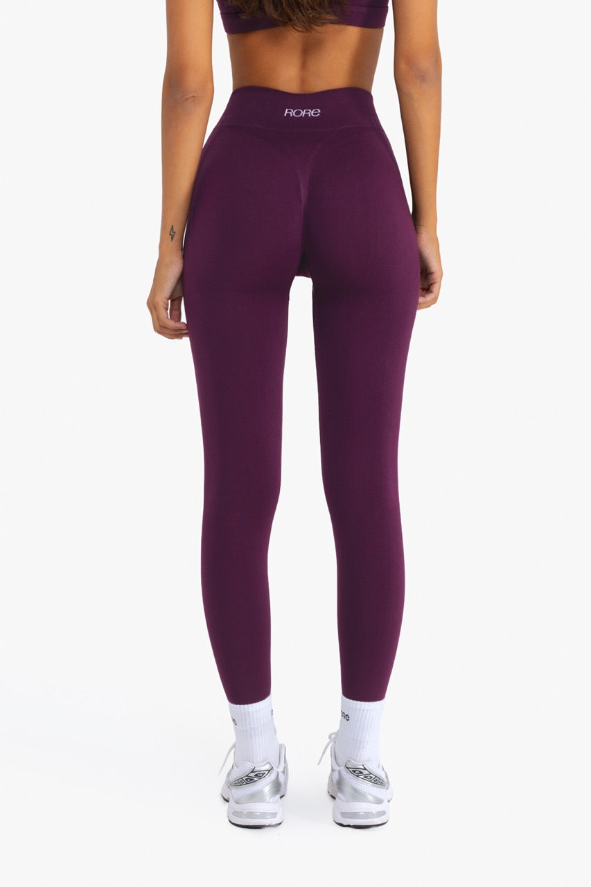 Elevate Leggings - Dark Berry