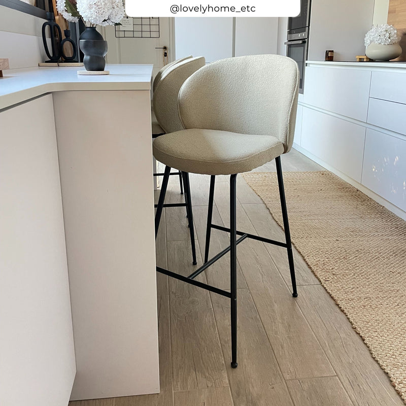 Lot de 2 chaises pour îlot central 66,3 cm en tissu bouclé beige