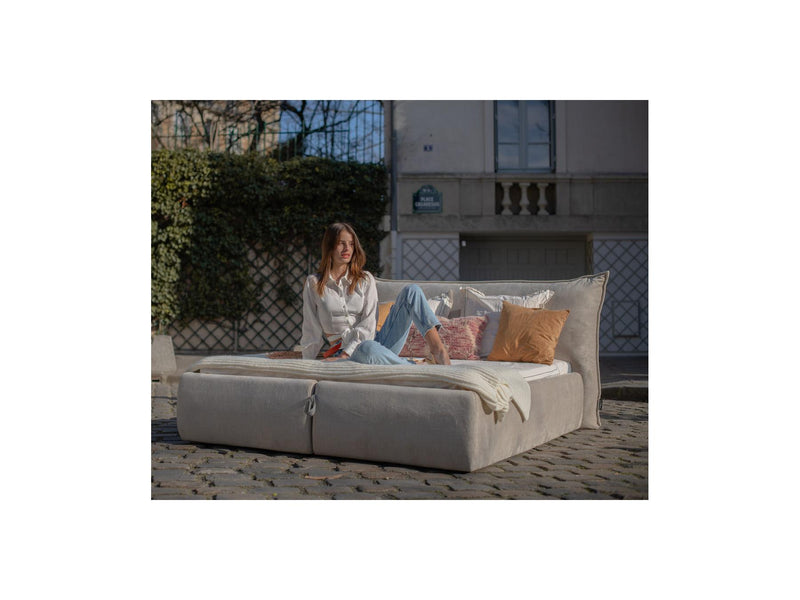 Jade - Trunk Bed With Pillow Effect Headboard
