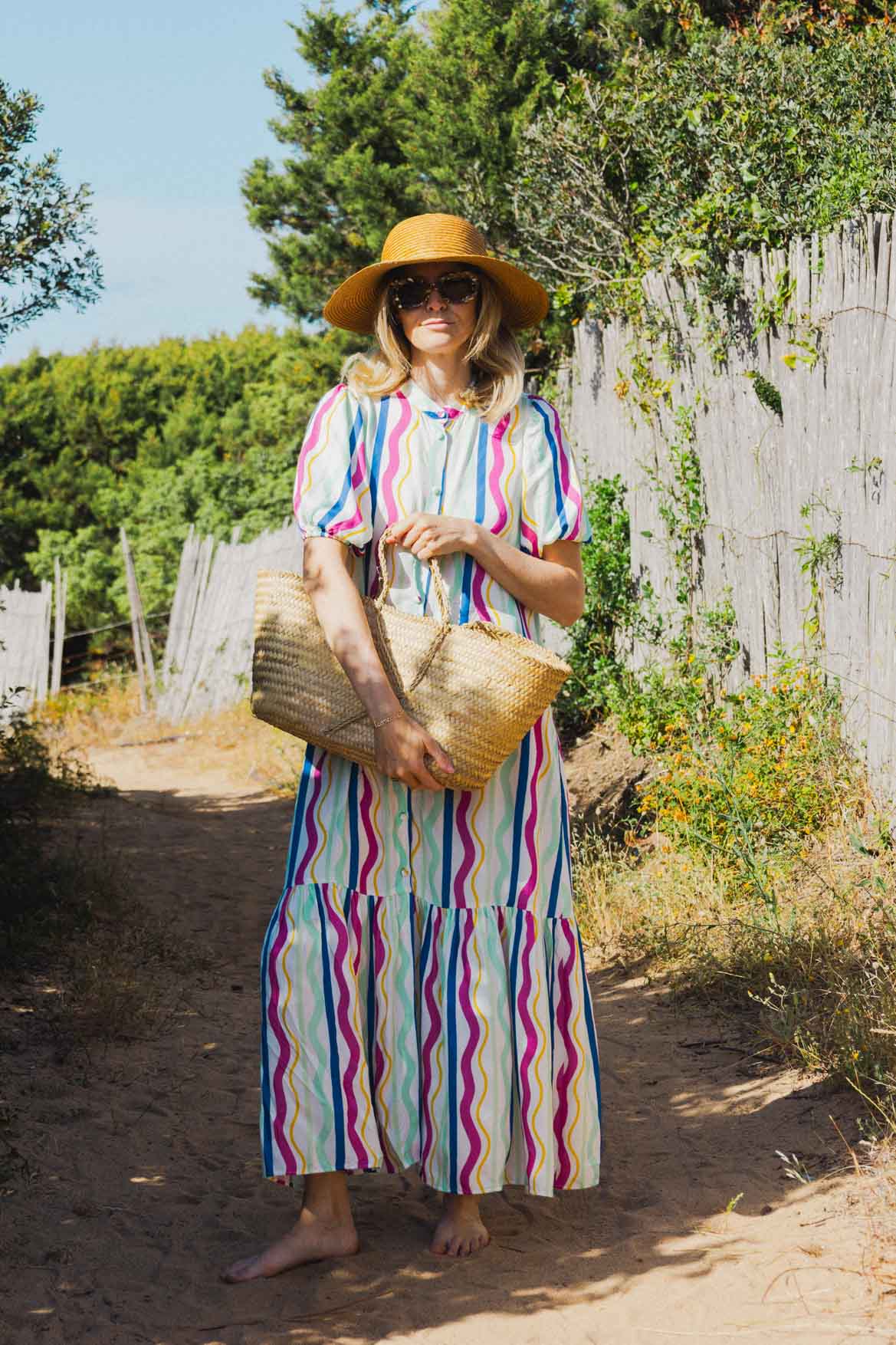 Robe Clemence Rainbow Lines