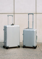 Luggage Aluminium - Set S & M - Maletas Rígidas De Aluminio Con Cerradura TSA & Ruedas Multidireccionales - Plata
