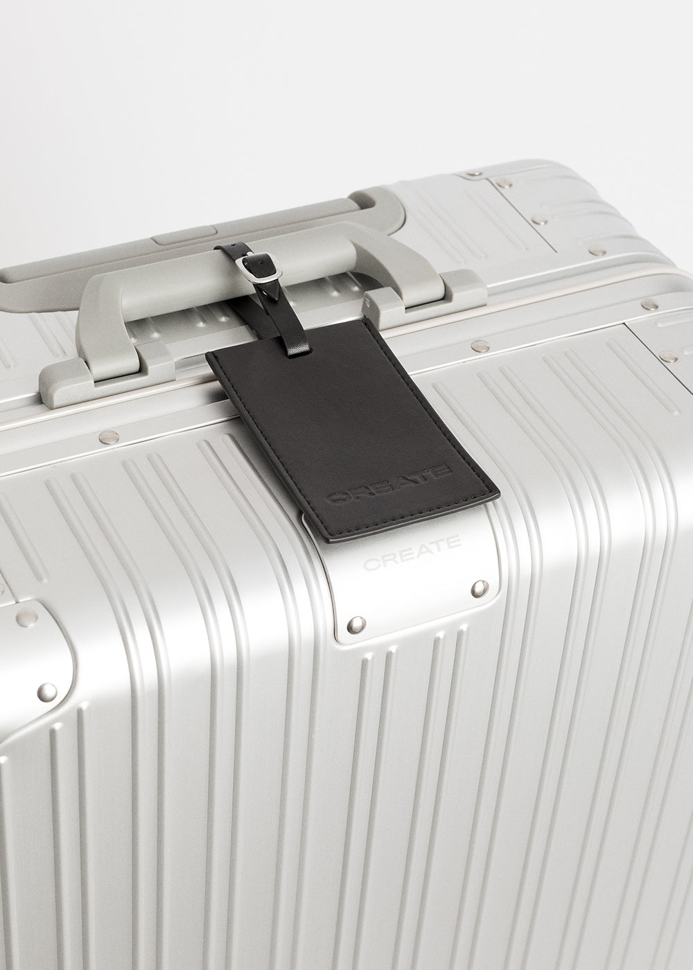 Luggage Aluminium - Set S & M - Maletas Rígidas De Aluminio Con Cerradura TSA & Ruedas Multidireccionales - Plata